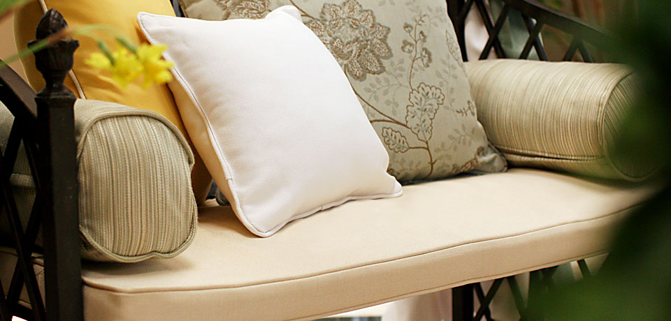 custom pillows, throw pillows, bolster pillows and lumbar pillows