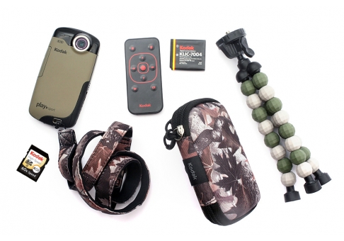 KODAK PLAYSPORT Video Camera Bundle