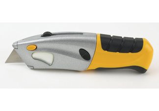 Quick release folding utility knife