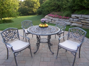 Cast Aluminum Furniture