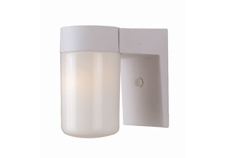 1 light white finish outdoor wall fixture