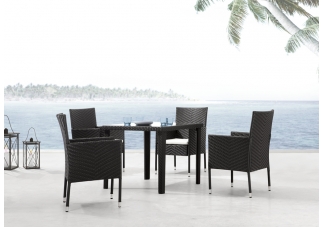 Cavedish square table