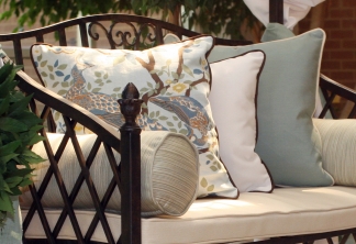 throw pillow
