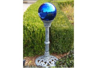 Gazing Ball Blue