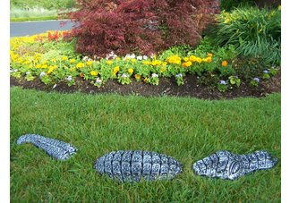 Cast Aluminum Garden Alligator