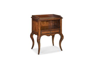 Boykins Chairside Table