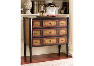 Braemer Hill 3 Drawer Accent Hall Chest