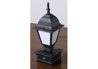 Lighted Coach Lamp Post Cap