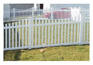 Vinyl Scalloped Top Picket Fencing