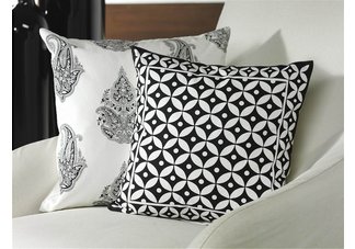 Paisley Throw Pillow Set