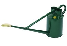 Haws 2.3 gallon Professional Outdoor Watering Can - Green