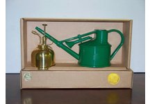 Haws Spray n Sprinkle Gift Box with Green Handy Can & Brass Mister Haws Spray n Sprinkle Gift Box with Green Handy Can & Brass Mister