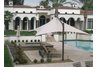 Vista 16 square cantilevered umbrella